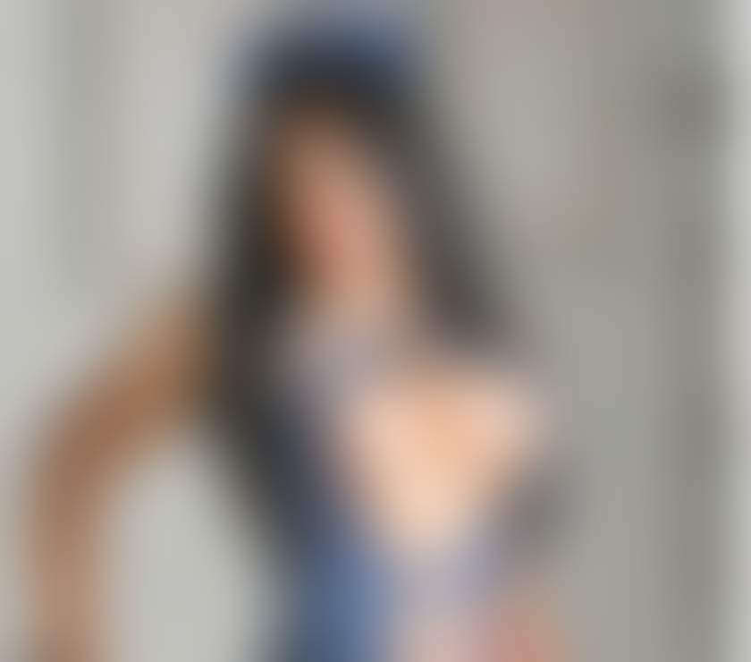 Escorts East London Bow - East London - Photos for Naughty Colombian transsexual completes huge endowment